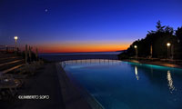 Tramonto in piscina